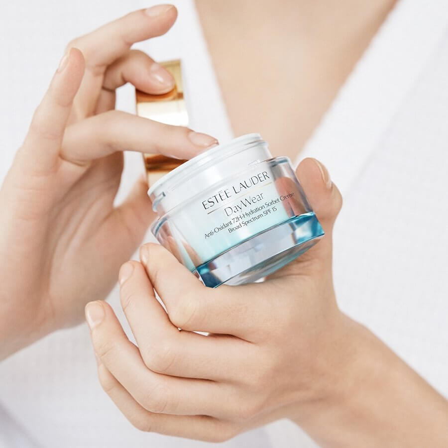 DayWear Anti-Oxidant 72-H Hydration Sorbet Creme SPF 15
