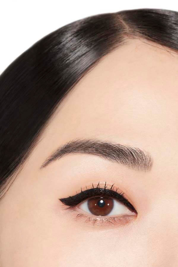 EYELINER OLOVKA ZA INTENZITET I POSTOJANOST