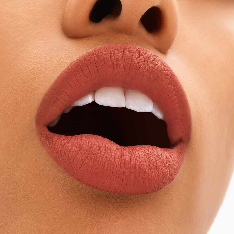 Locked Kiss 24hr Lipstick