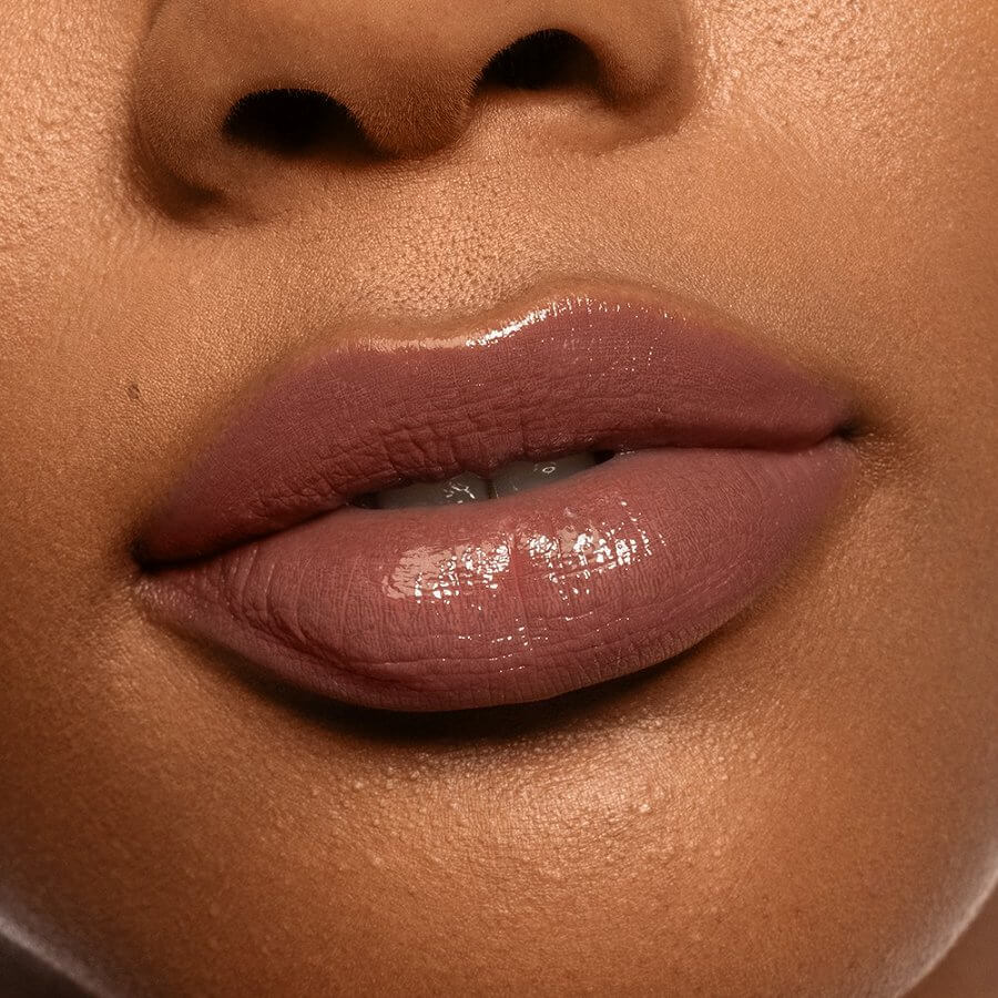 Light Lock Lip Gloss