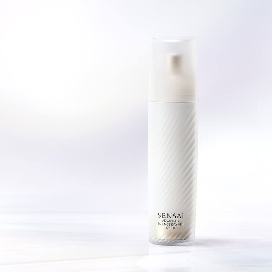 Advanced Essence Day Veil SPF 50