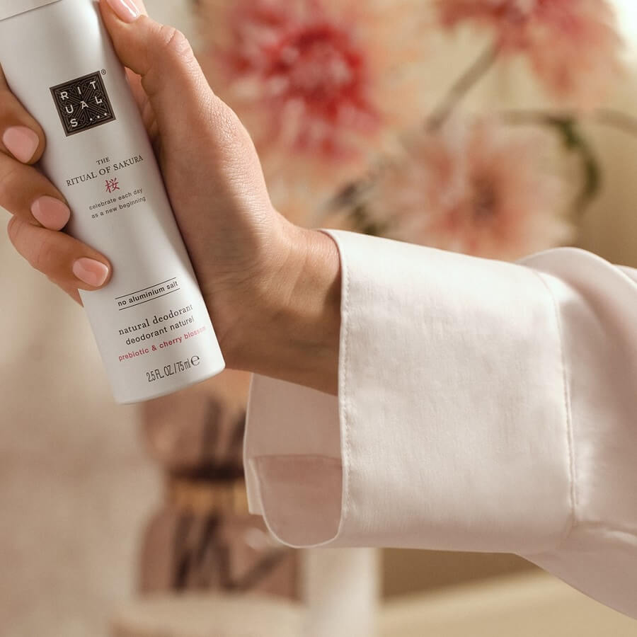 The Ritual of Sakura Natural Anti Perspirant Spray