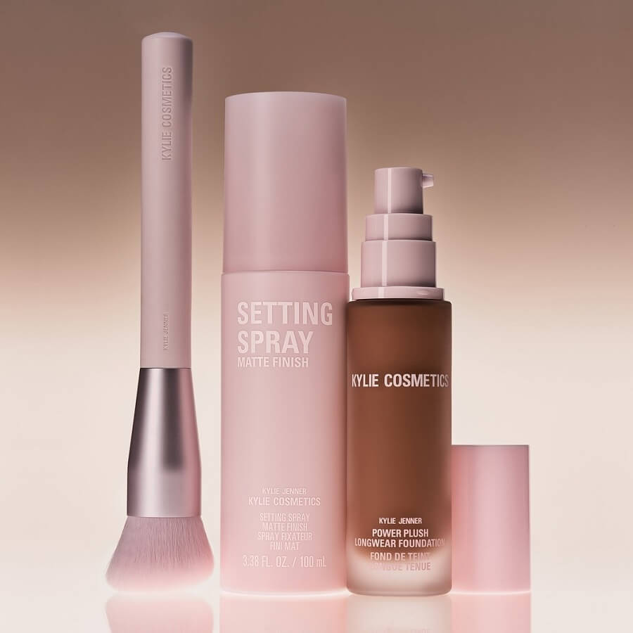 Brush Foundation 01