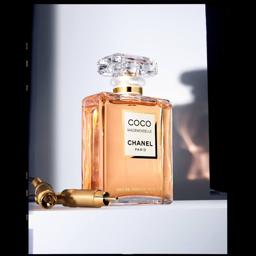 EAU DE PARFUM INTENSE U SPREJU