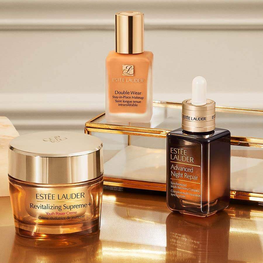 Revitalizing Supreme+ Moisturizer Youth Power Creme