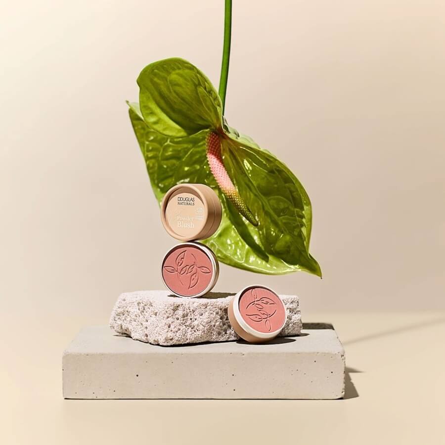 Douglas Naturals Powder Blush