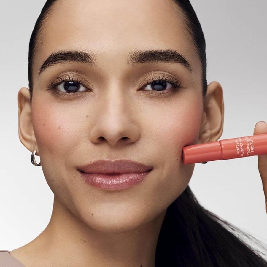 Futurist Blushmaker