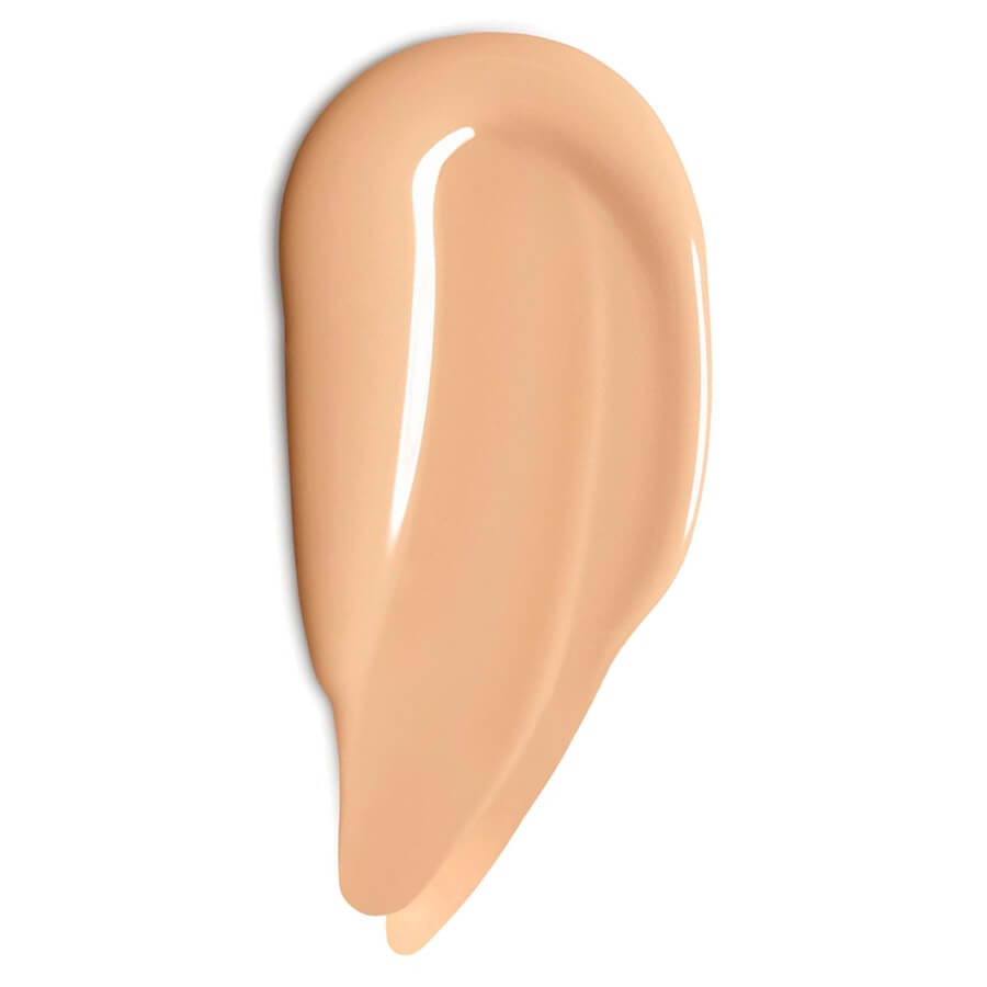 Even Better Clinical Serum Foundation SPF 20