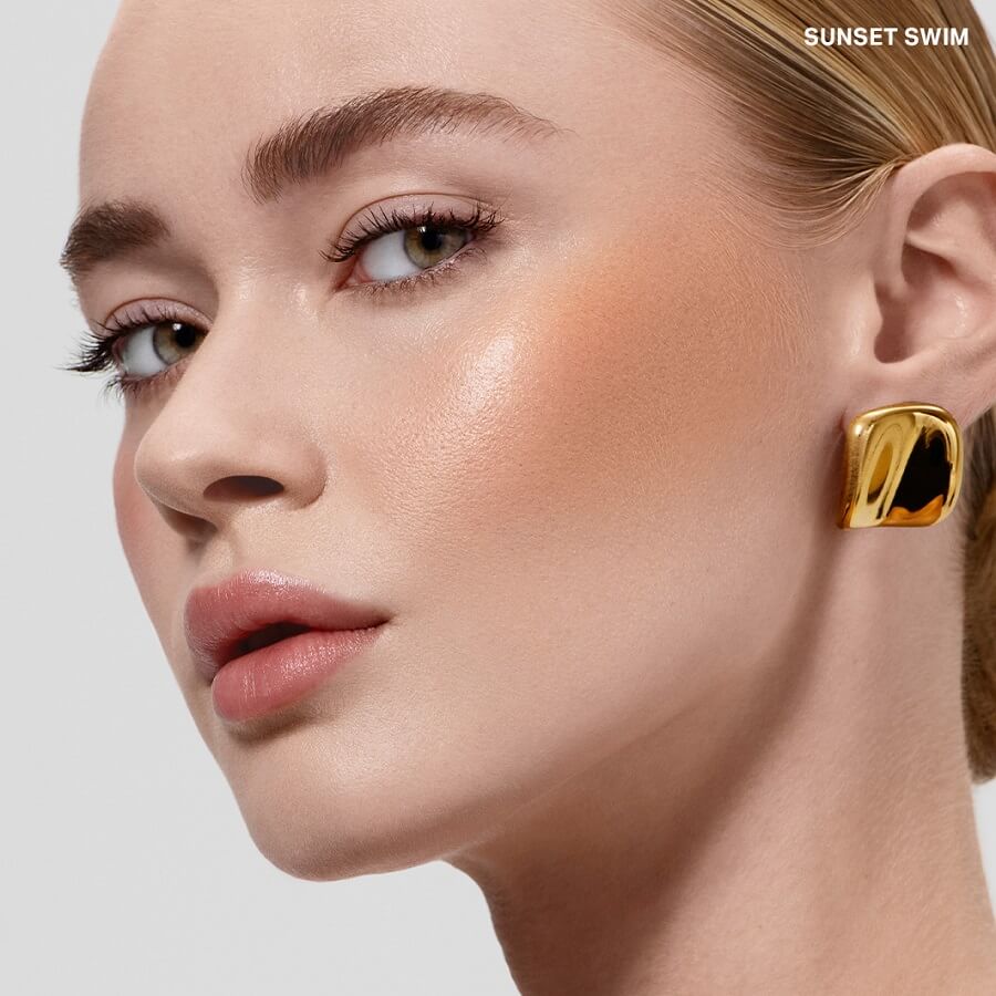 Cheek Thrills MultiFinish Face Trio