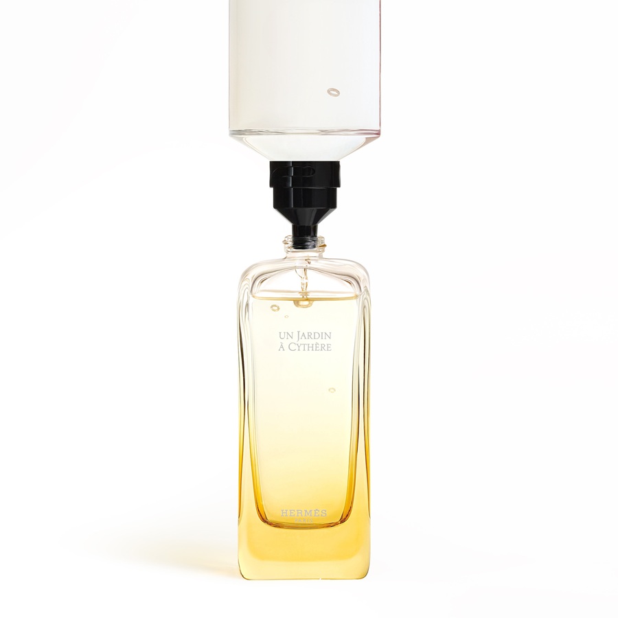 Un Jardin a Cythère  Eau de Toilette Refillable
