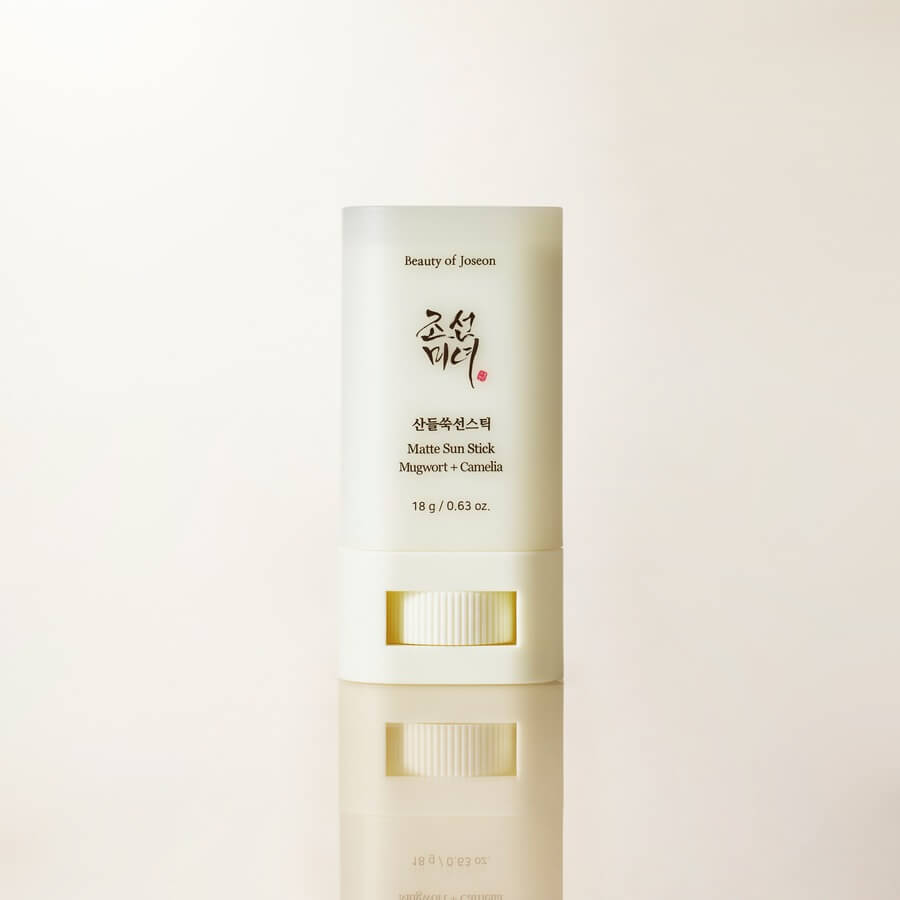 Matte Sun Stick: Mugwort + Camelia