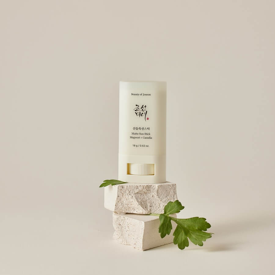 Matte Sun Stick: Mugwort + Camelia