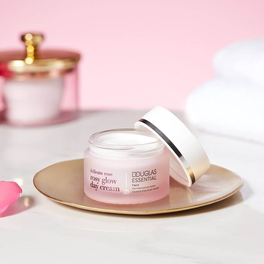 Rosy Glow Day Cream