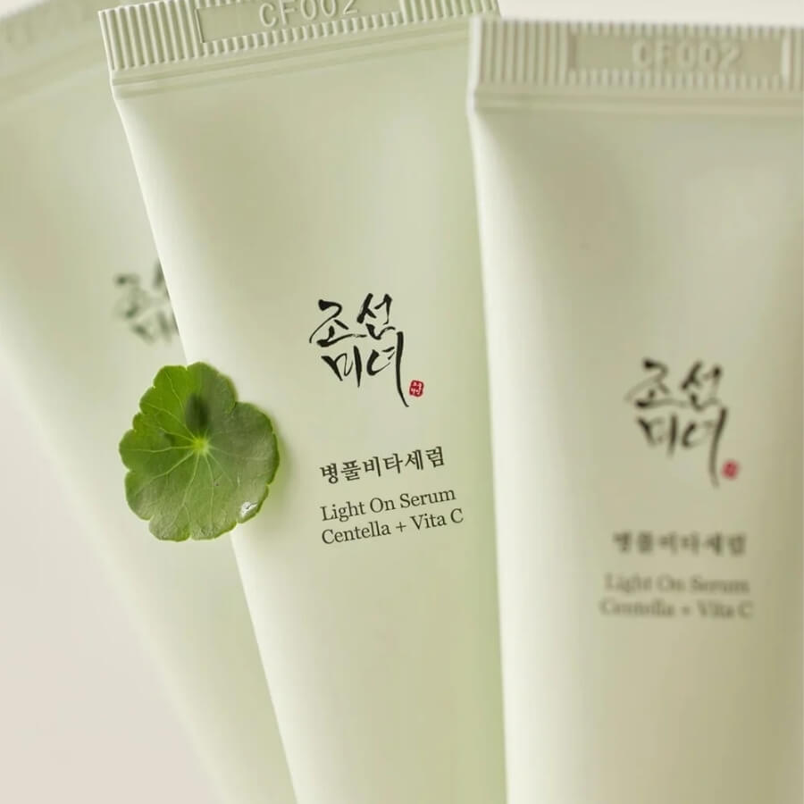 Light On Serum: Centella + Vita C