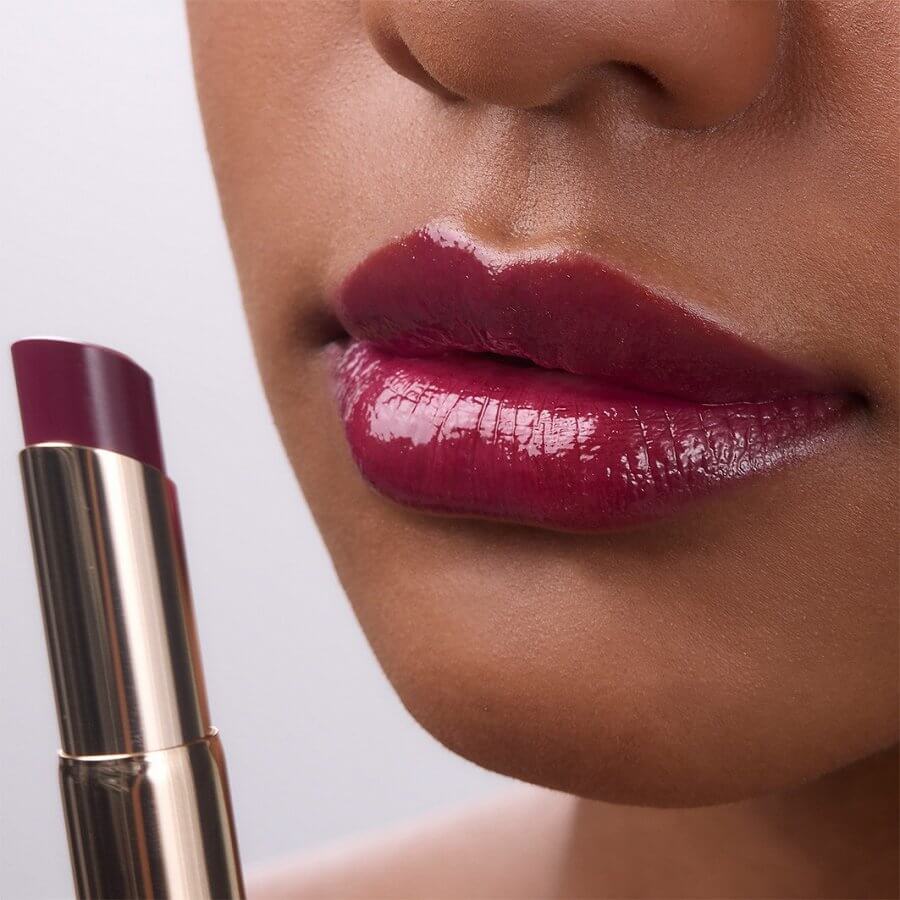 Moisture Intense Lipstick