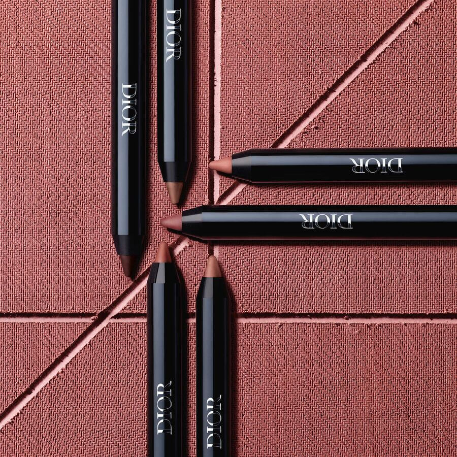 Contour Couture Colour