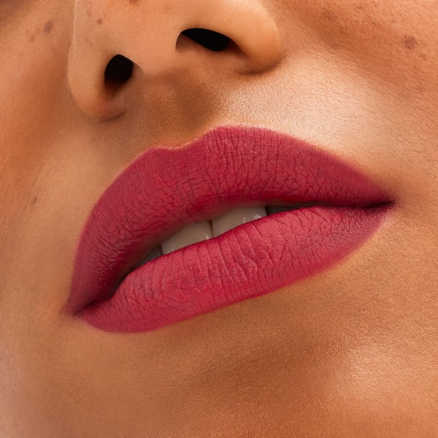 Locked Kiss 24hr Lipstick