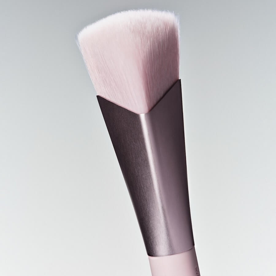 Skin Tint Blurring Elixir Brush