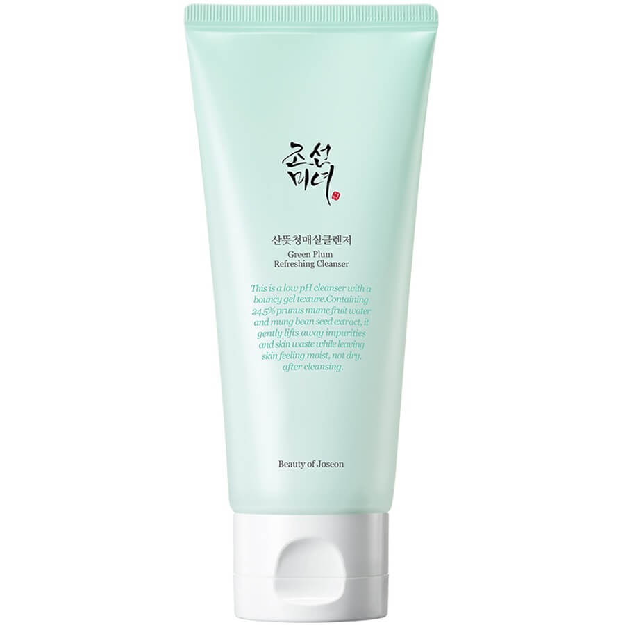 Green Plum Refreshing Cleanser