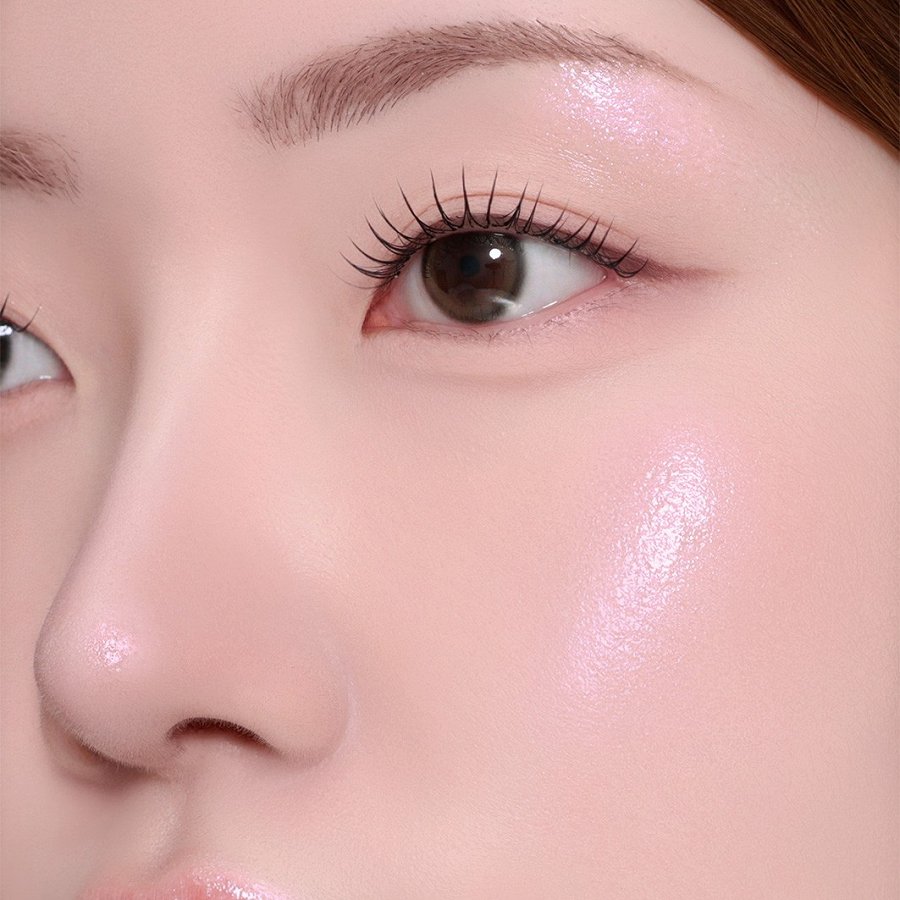 Romantic Blush Highlighter