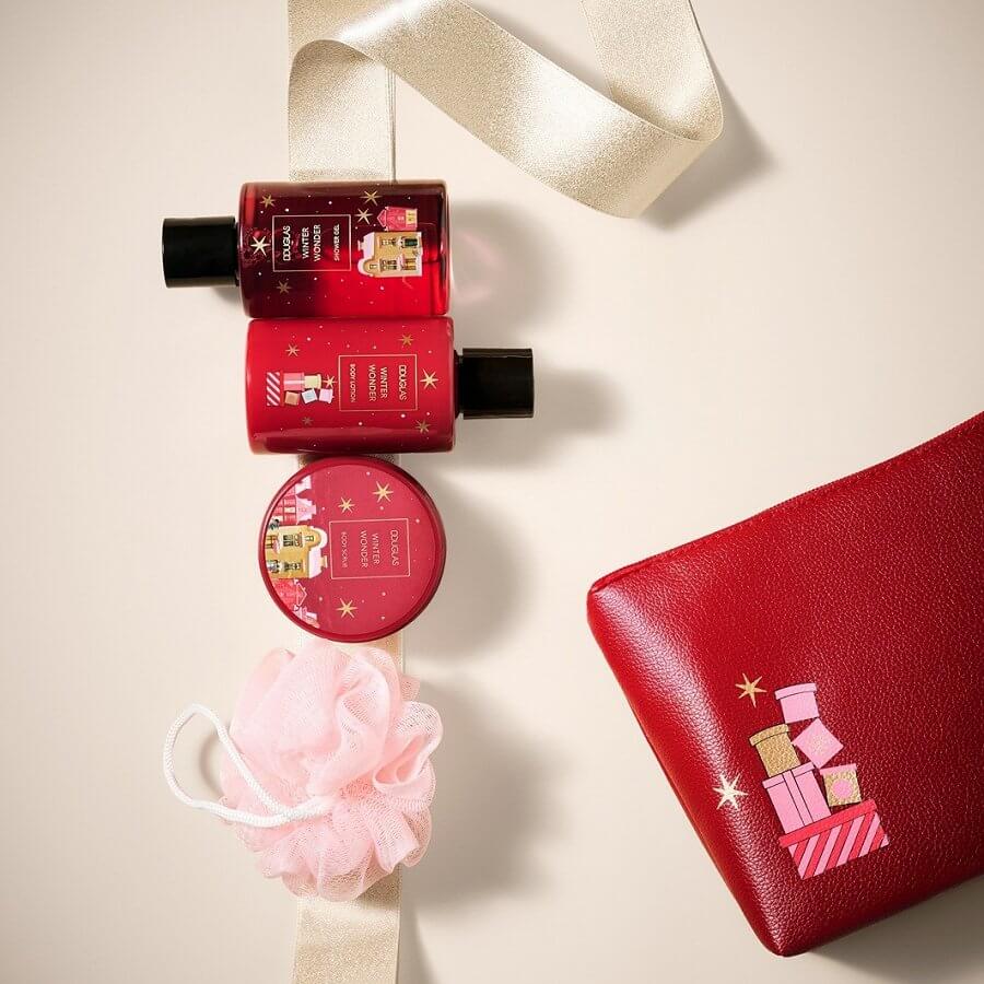Winter Wonder Shower Essentials Set