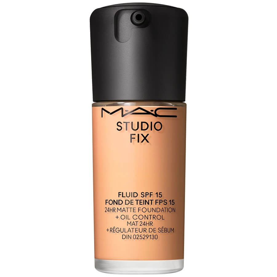 Studio Fix Fluid SPF 15 24HR Matte Foundation
