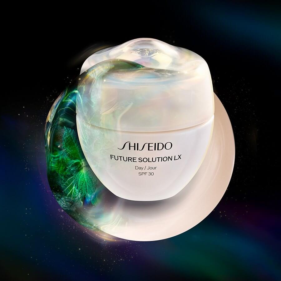 Future Solution LX Total Protection Day Cream SPF50