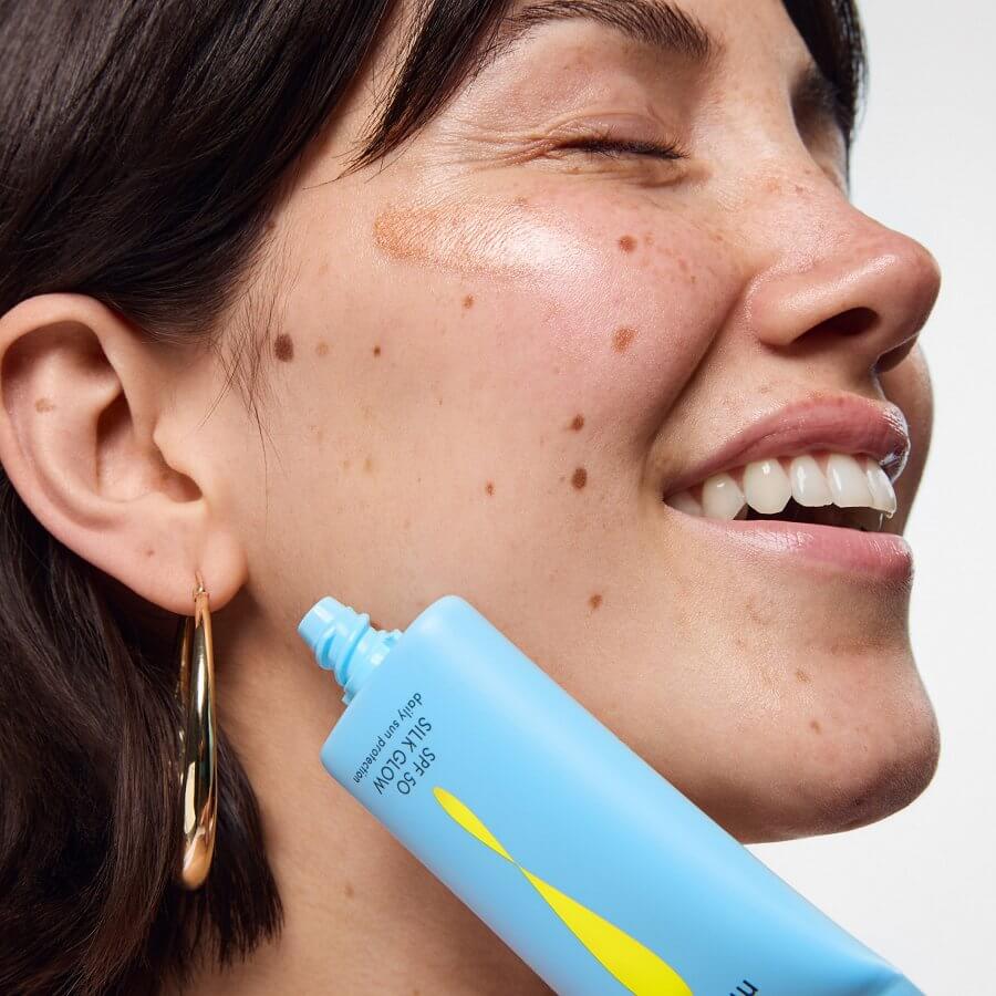 Silk Glow SPF 50