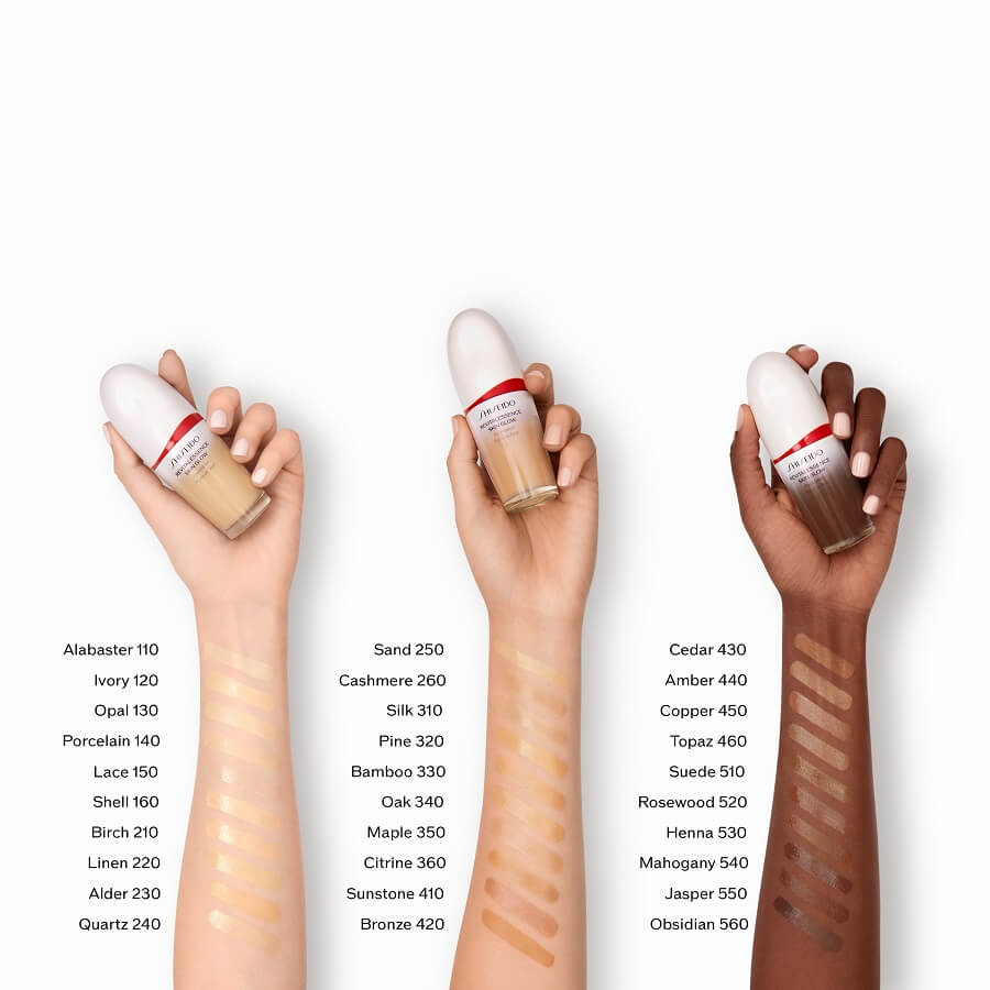 Revitalessence Skin Glow Foundation