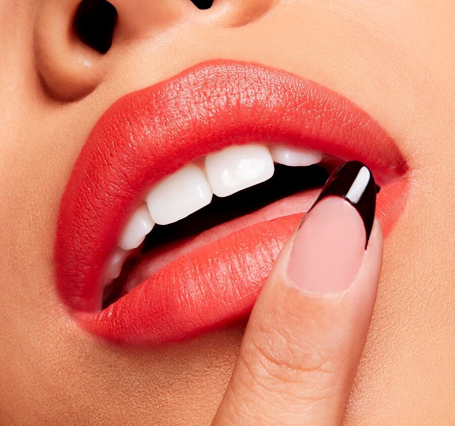 Powder Kiss Velvet Blur Slim Stick