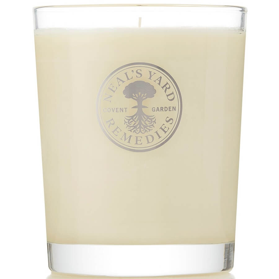 Balancing Scanted Candle