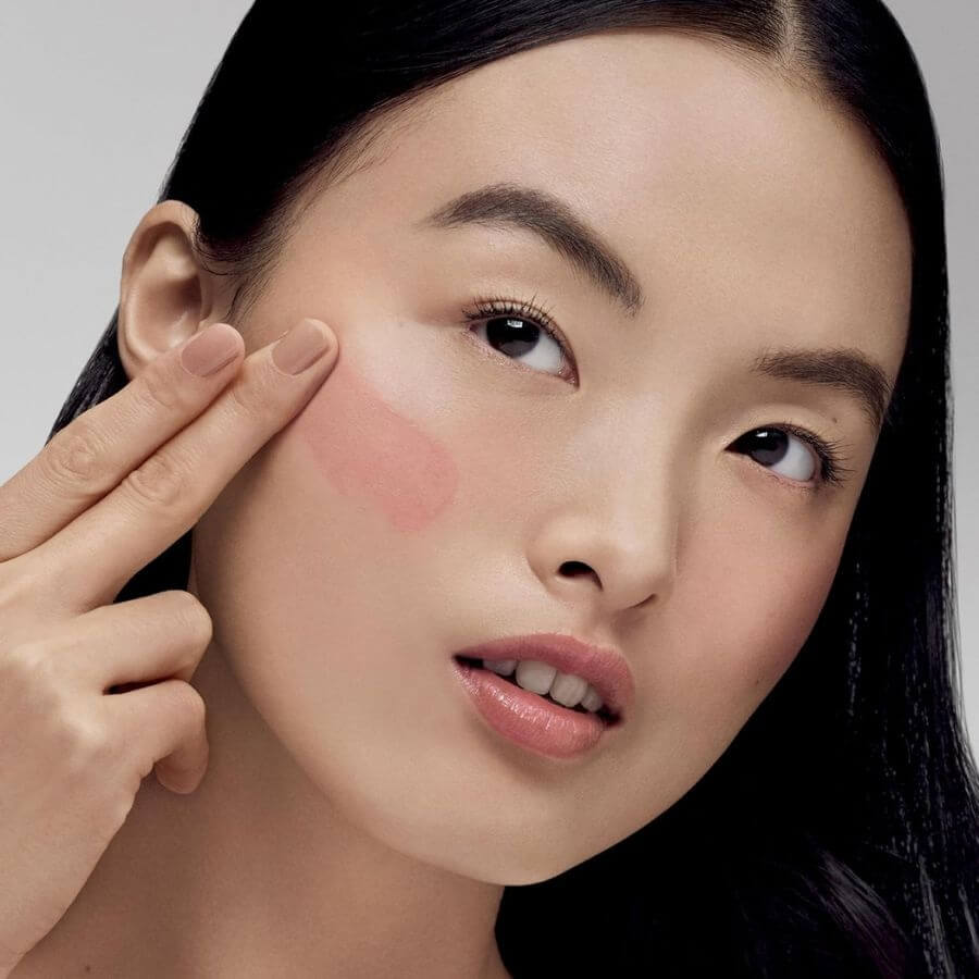 Futurist Blushmaker
