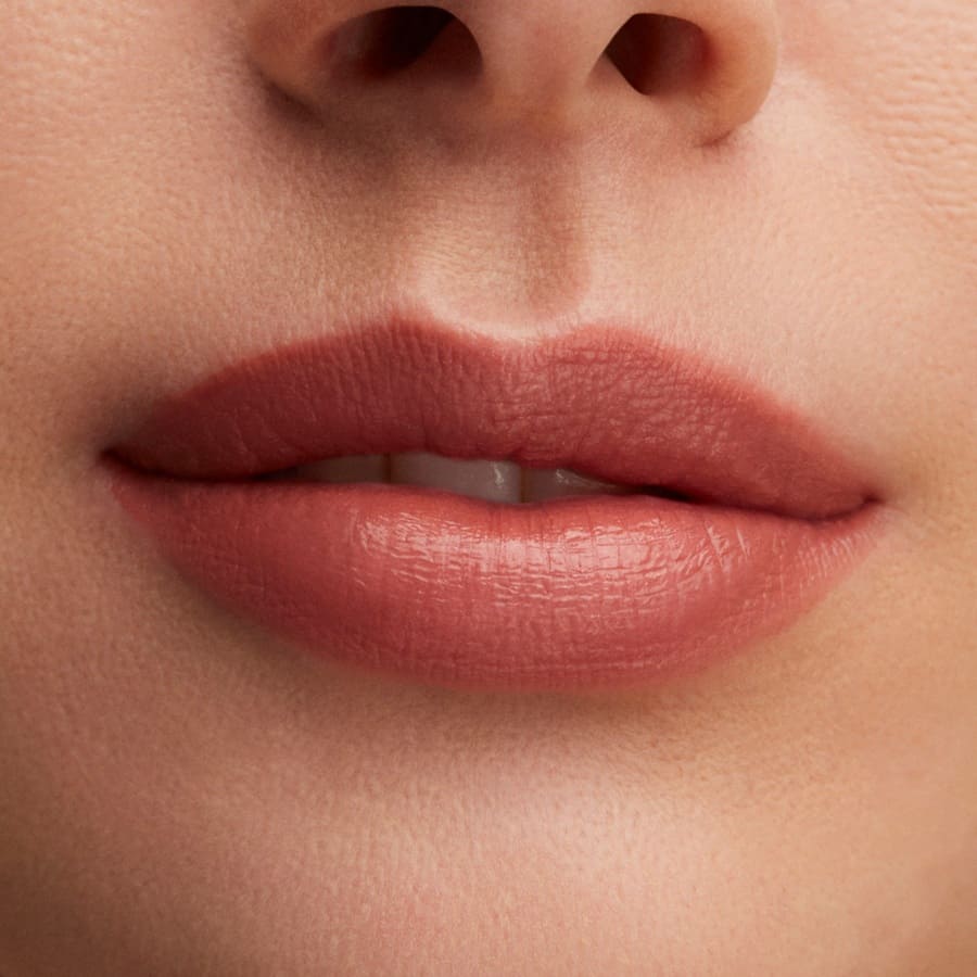 Lustreglass Sheer-Shine Lipstick