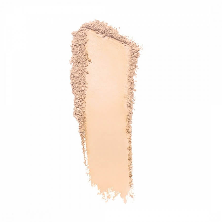 Double Wear Stay In Place Matte Compact Powder