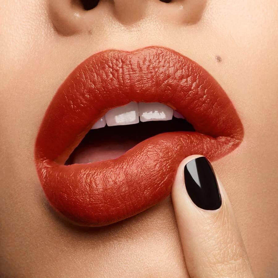 Rouge Pur Couture The Slim Velvet Radical
