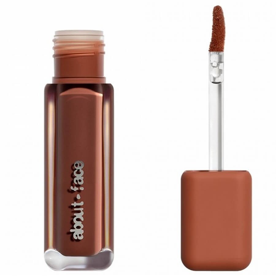 About-Face - Blurred Matte Lip Plumper - Side-Eye