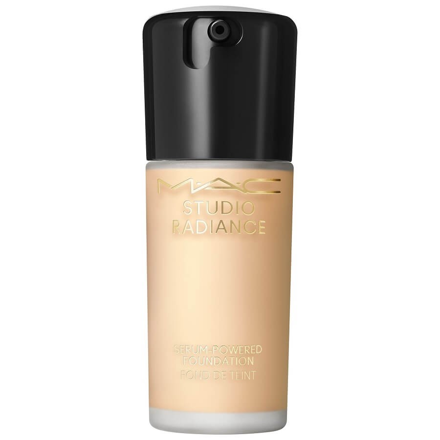 MAC - Studio Radiance Serum-Powered Foundation - NC15
