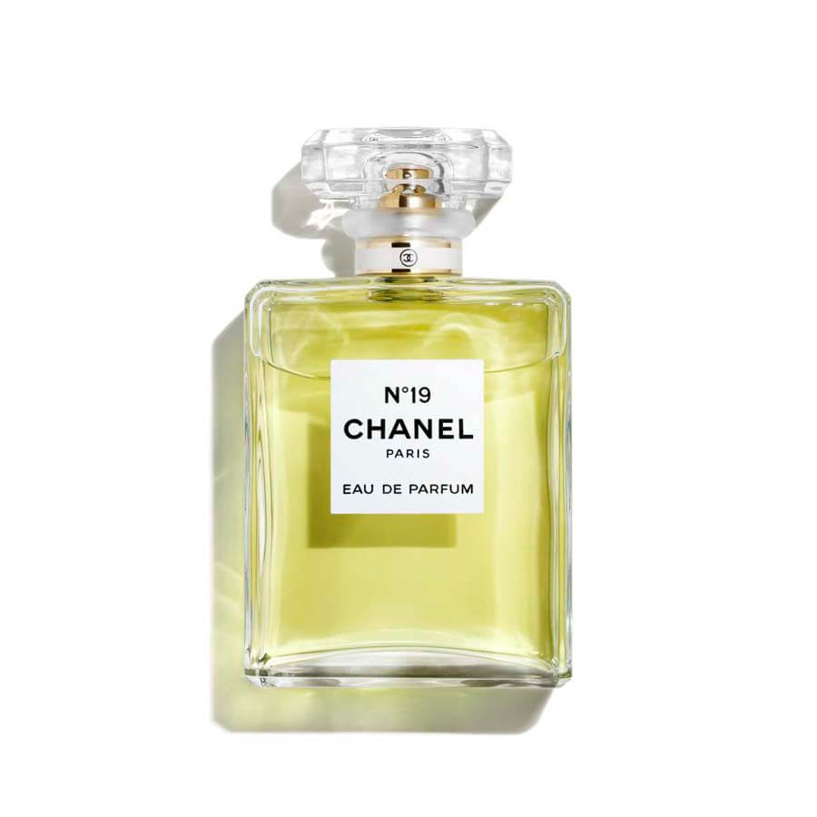 CHANEL N°19 EAU DE PARFUM U SPREJU 100 ml