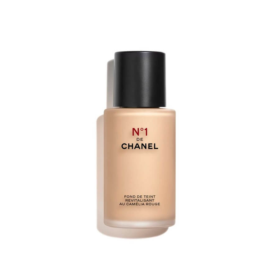 CHANEL N°1 DE REVITALIZIRAJUĆI TEKUĆI PUDER OBASJAVA – HIDRIRA ŠTITI B30 30 ml